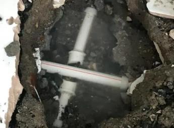 丹东阳台漏水维修公司为您分享楼上楼下漏水怎么处理